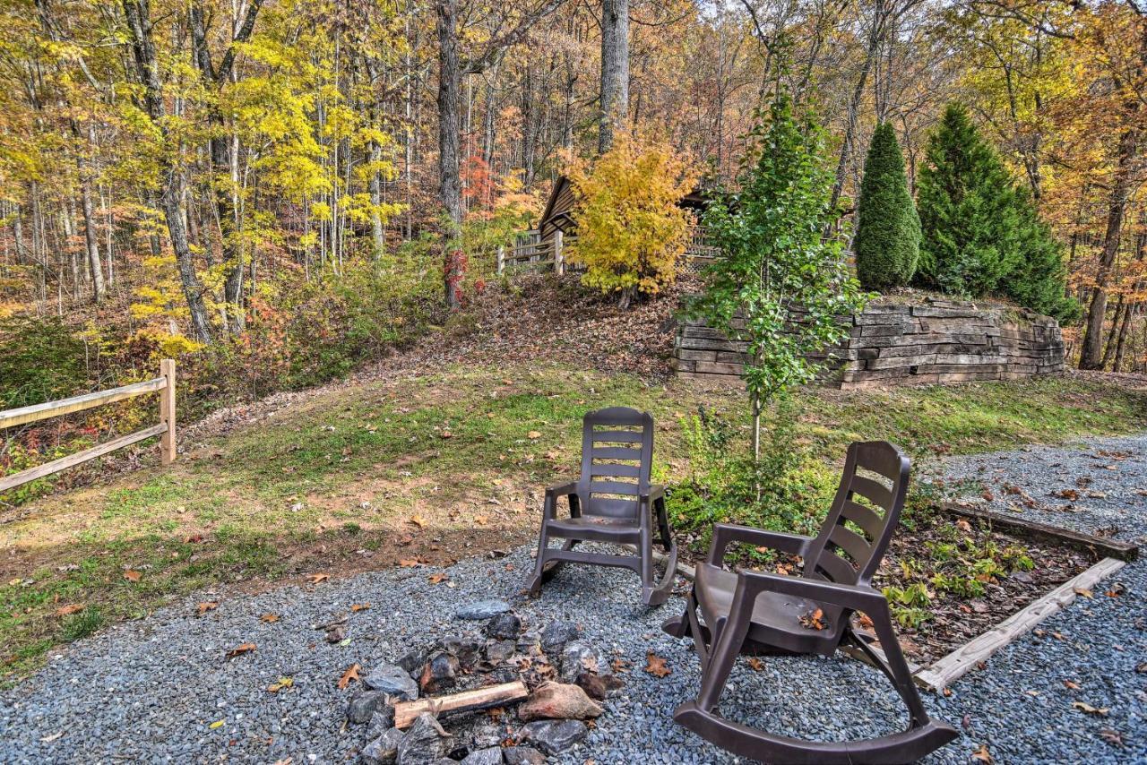 Cozy Cabin With Hot Tub And Smoky Mountain Views! Villa Bryson City Kültér fotó