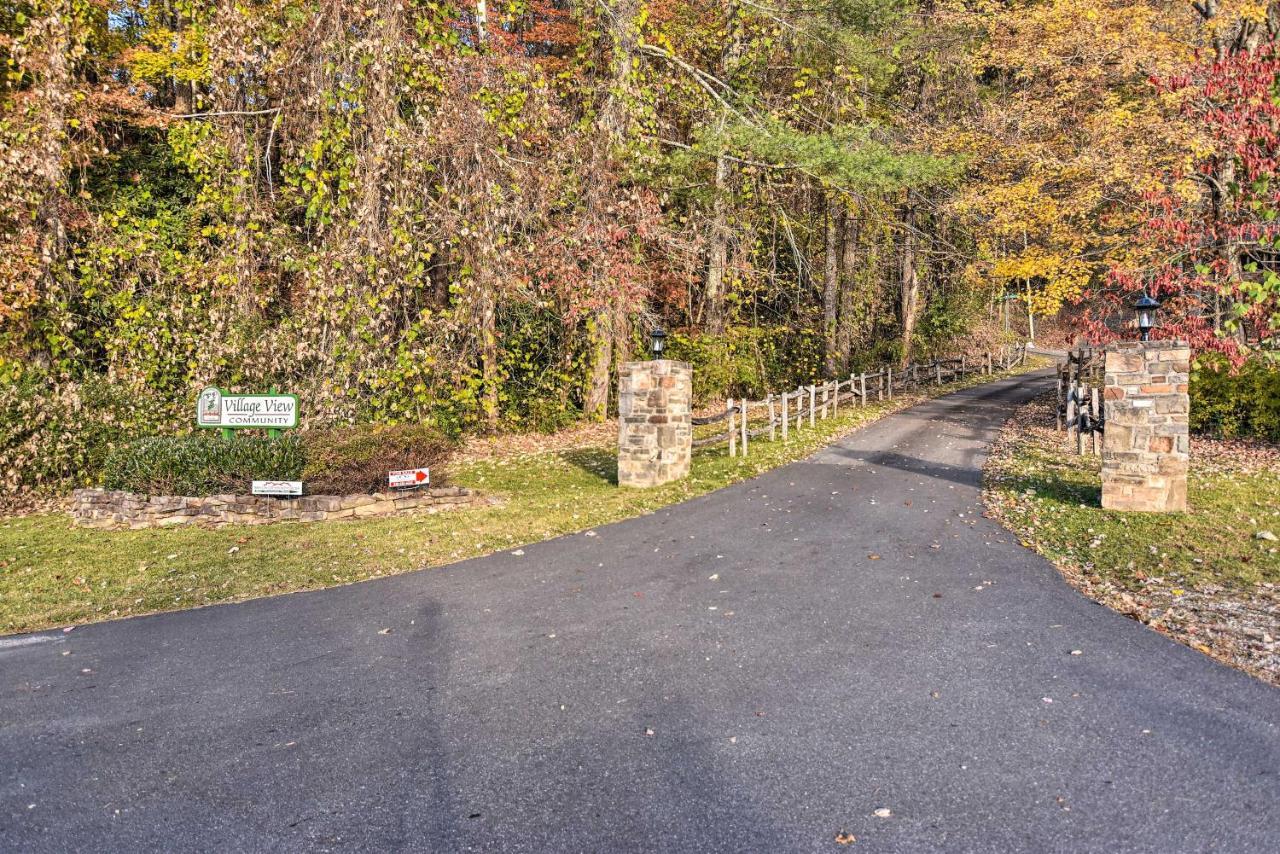 Cozy Cabin With Hot Tub And Smoky Mountain Views! Villa Bryson City Kültér fotó